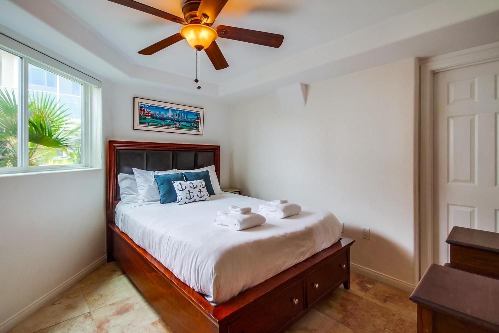 B5114 Rockaway Oceanfront 1 Apartment *